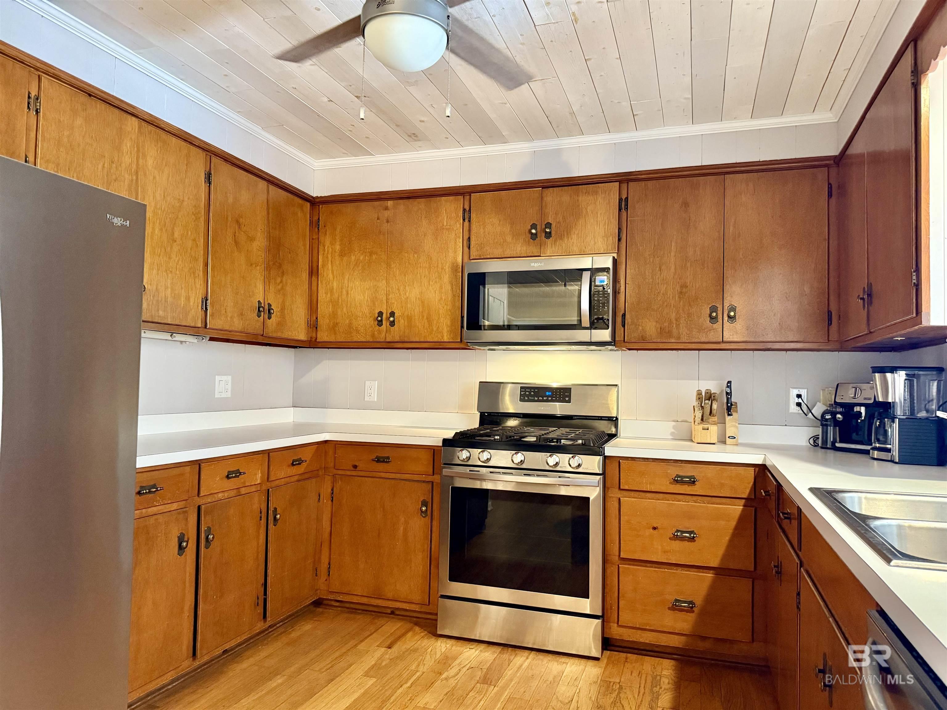 2785 Appleton Road