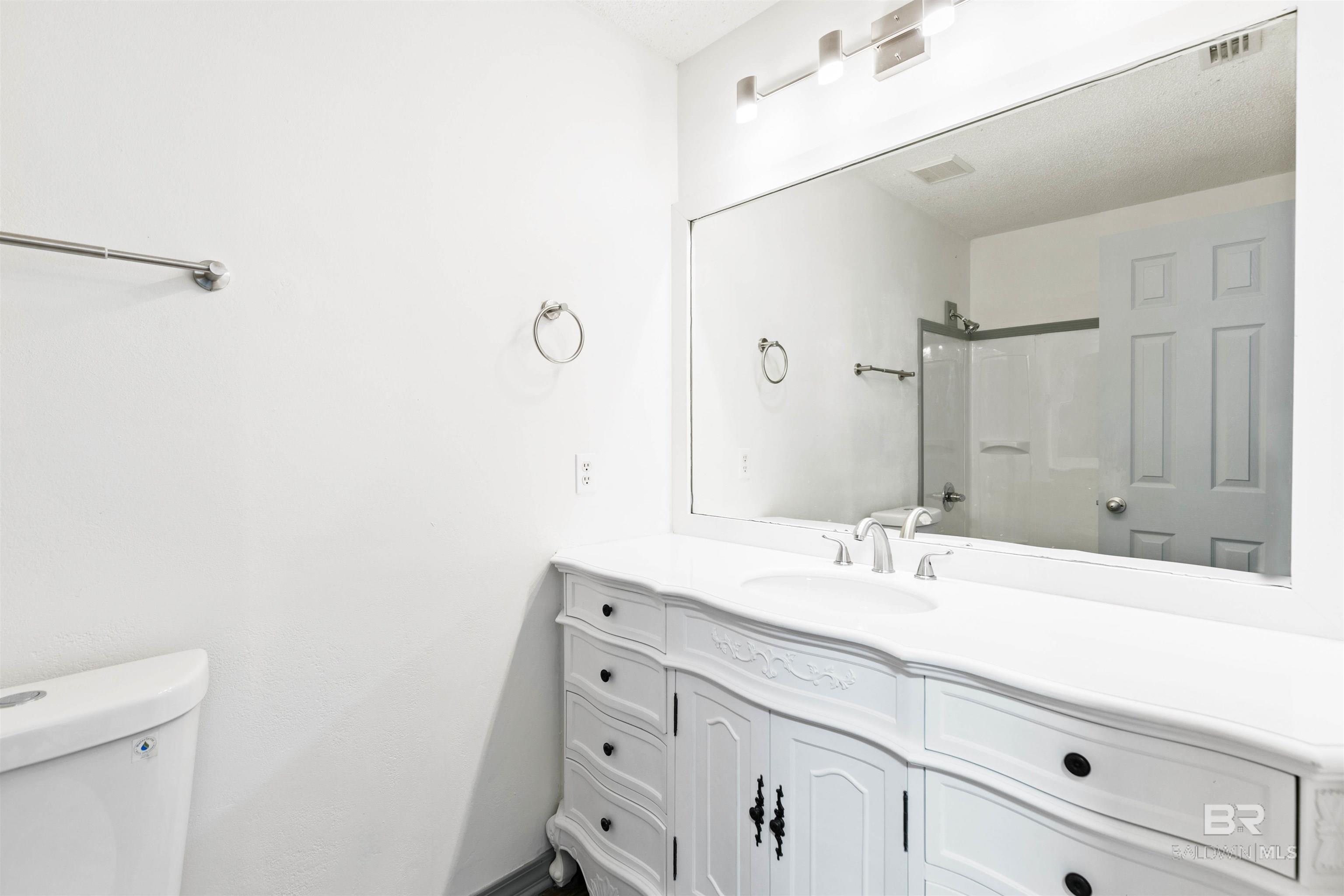 906 St Nicholas Avenue