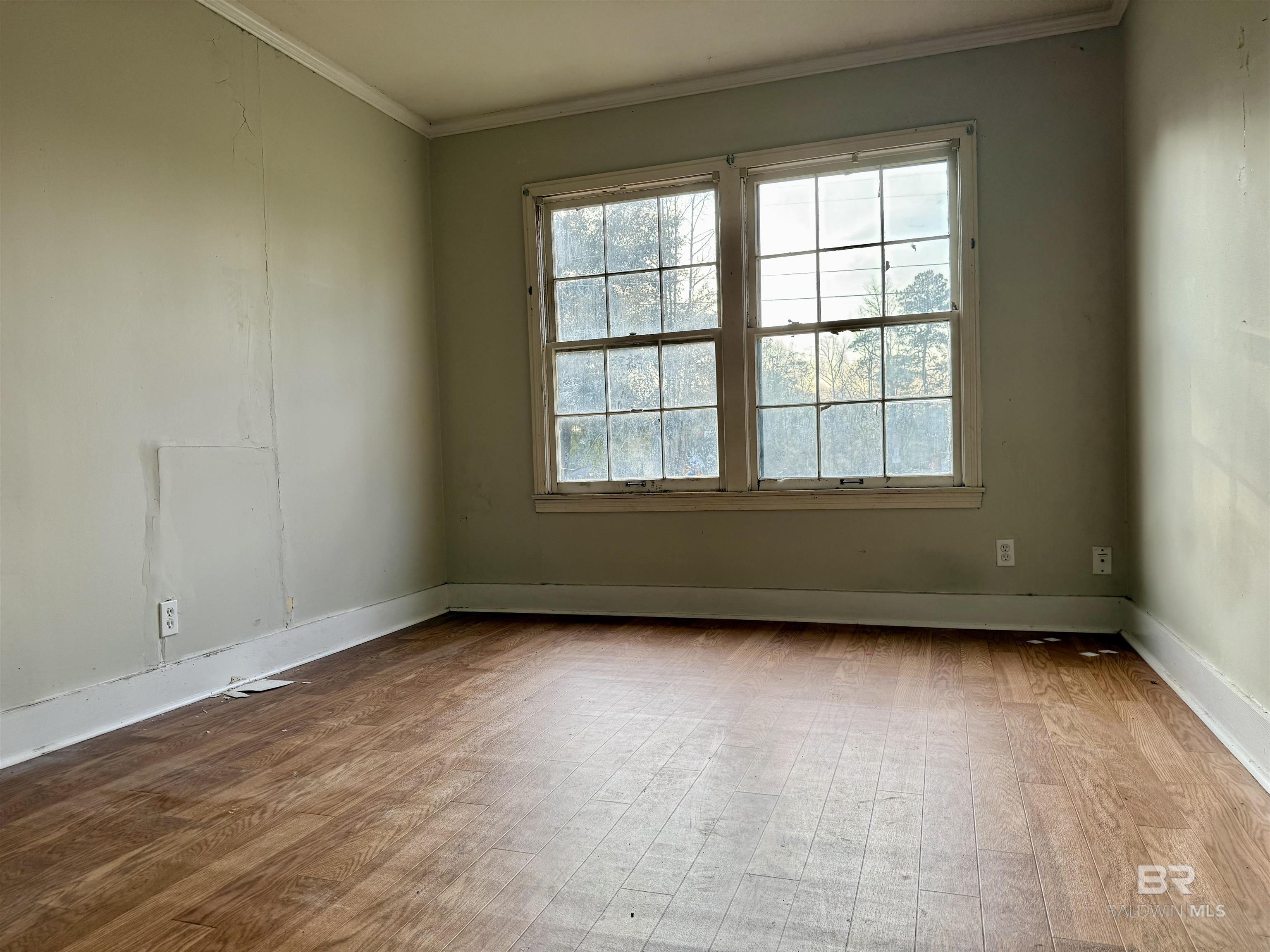 108 Lakeview Circle