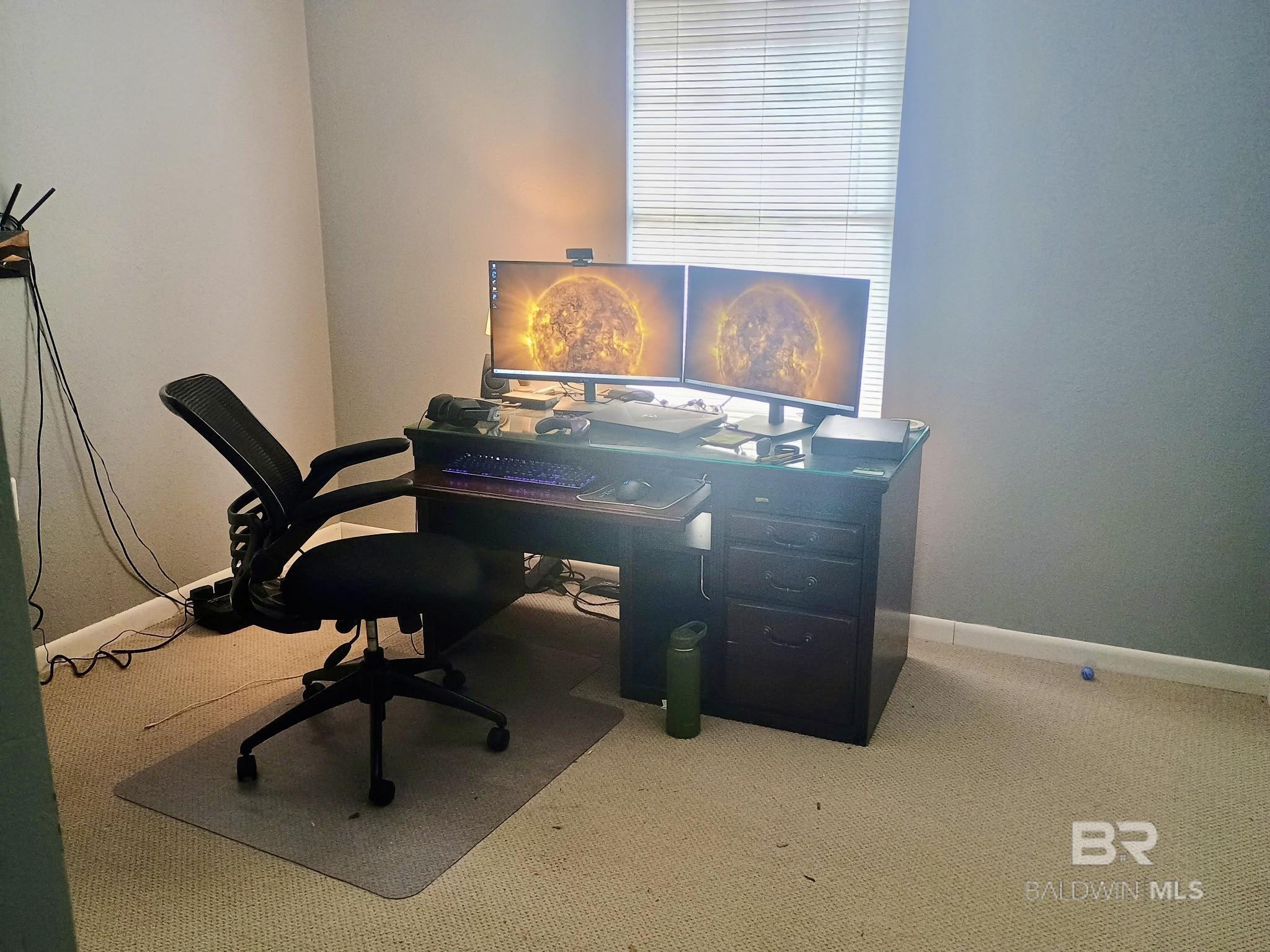 403 E Underwood Street