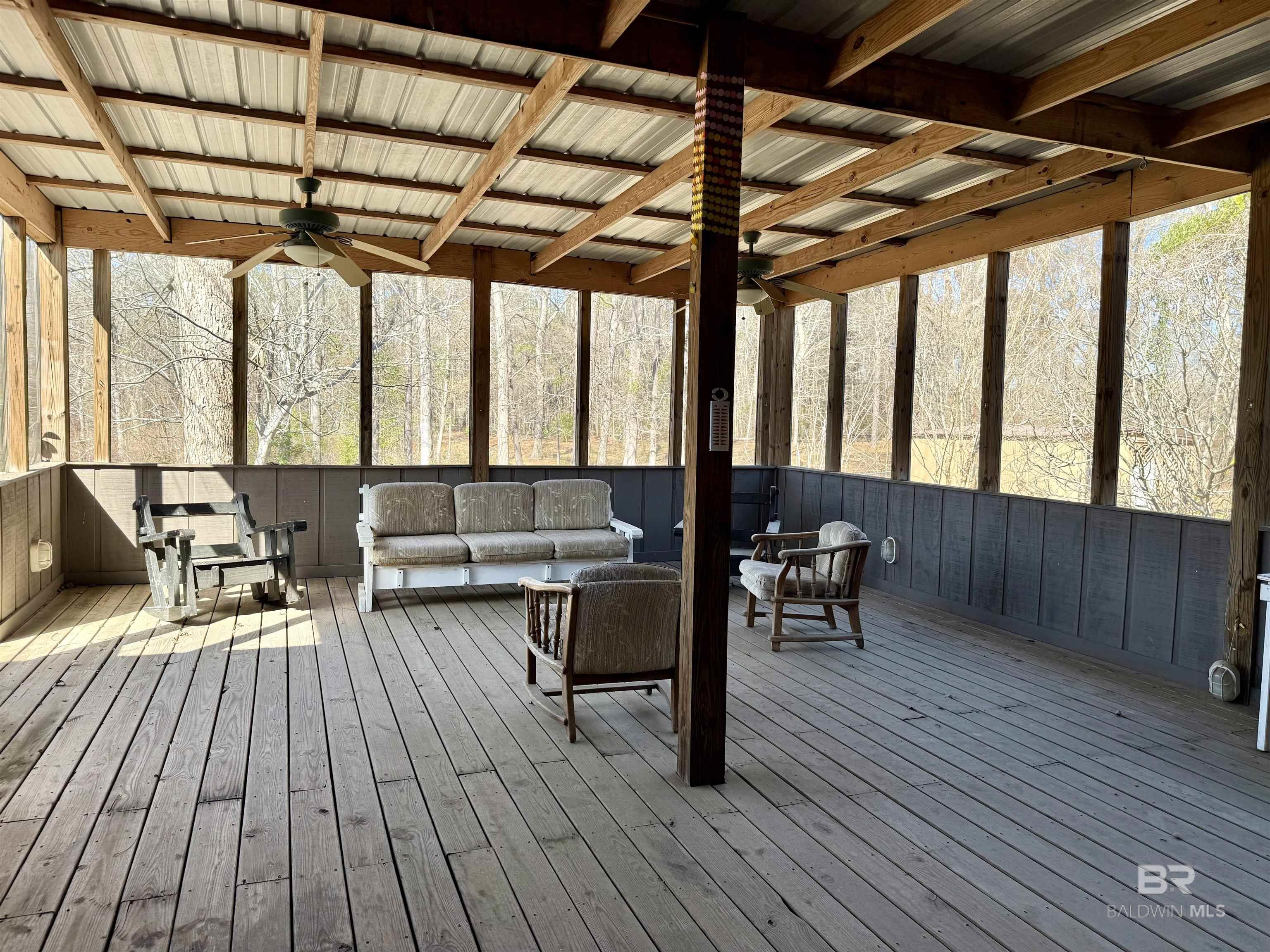 10951 Highway 31