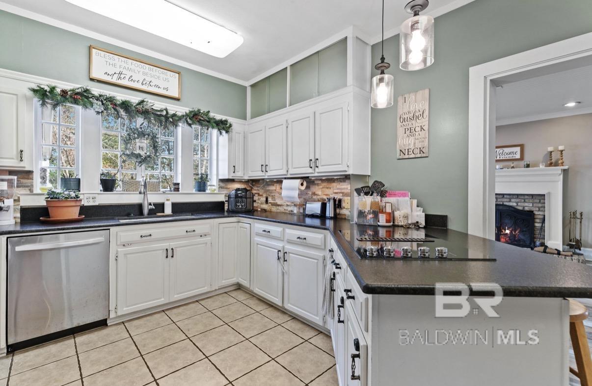 1504 Belleville Avenue