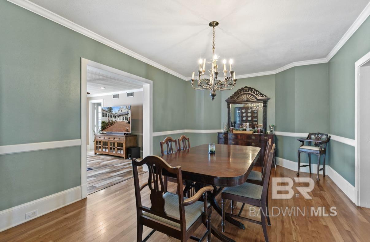 1504 Belleville Avenue