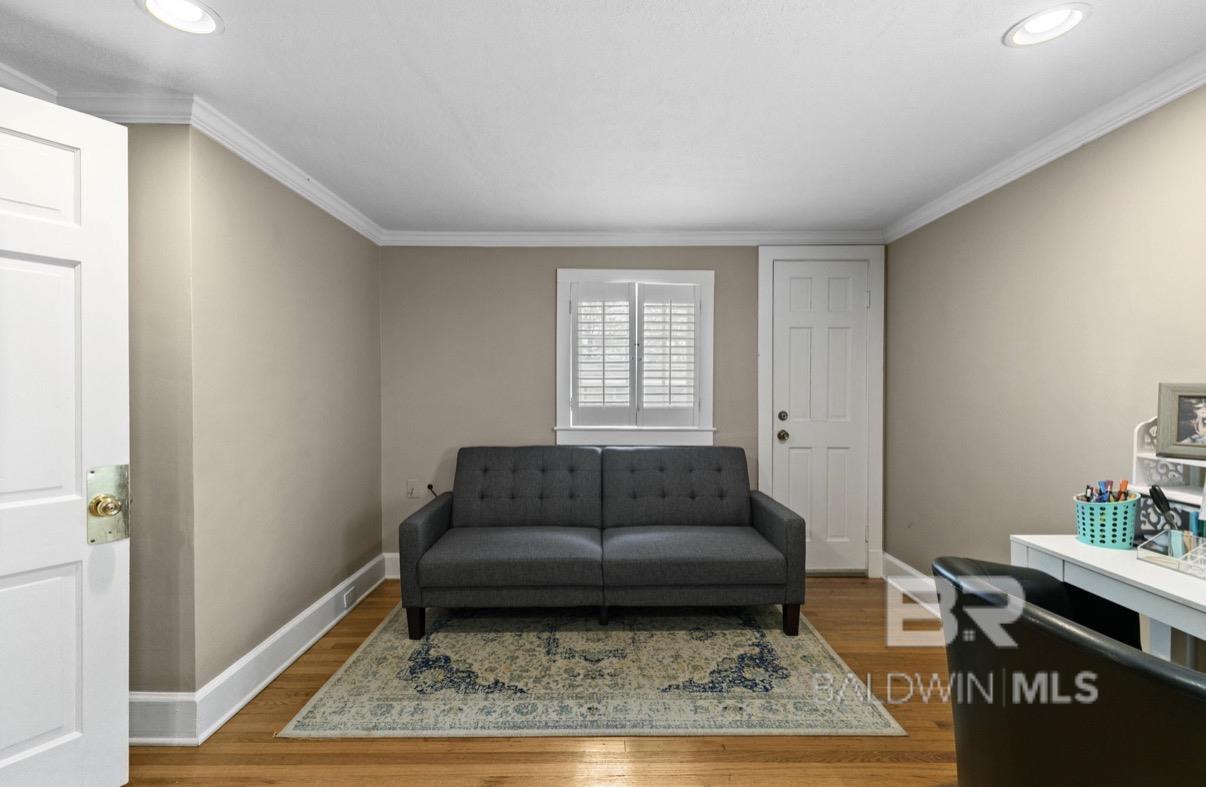 1504 Belleville Avenue