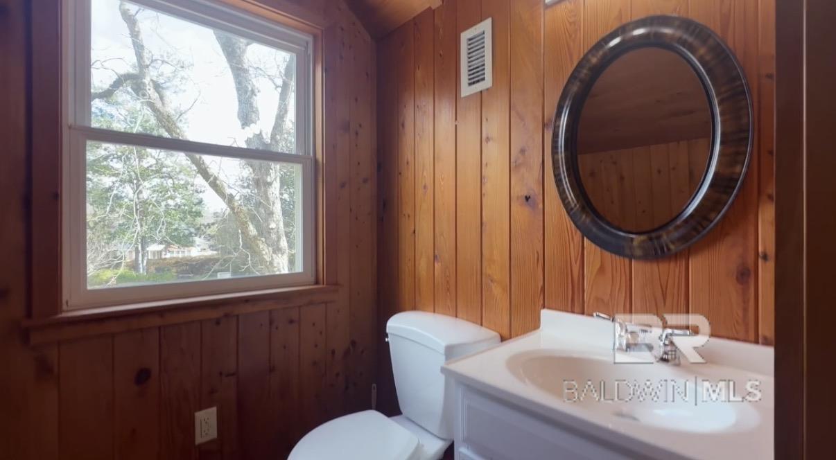 1504 Belleville Avenue