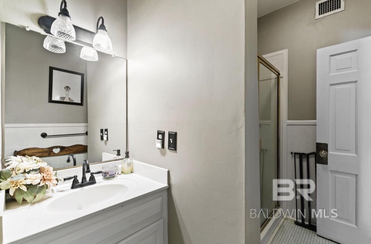 1504 Belleville Avenue