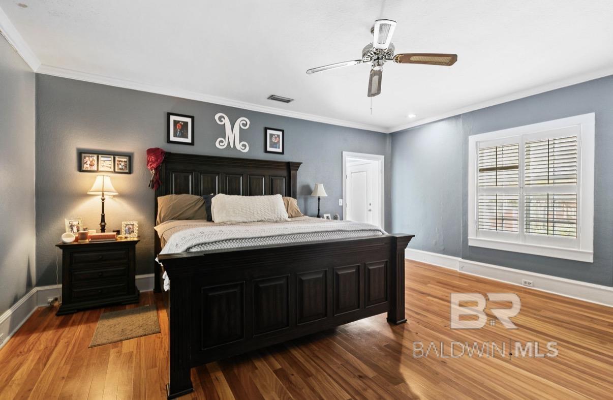 1504 Belleville Avenue