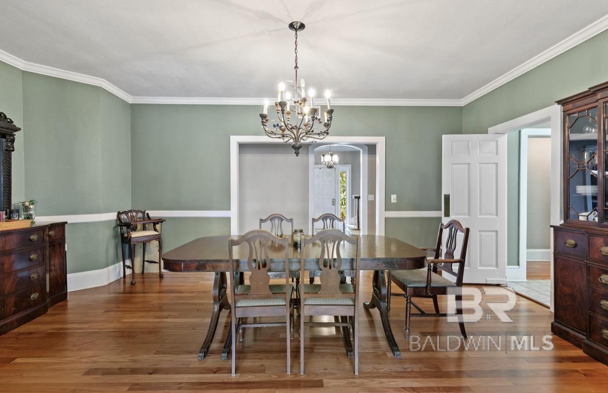 1504 Belleville Avenue