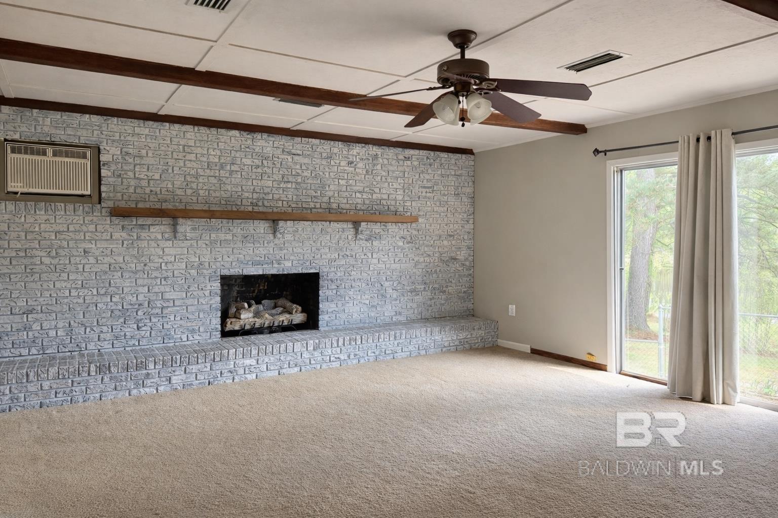 402 N Forest Hill Drive