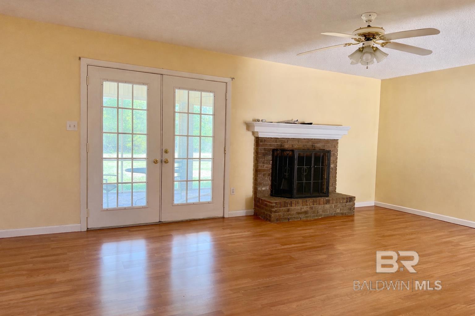 294 Wolf Log Road