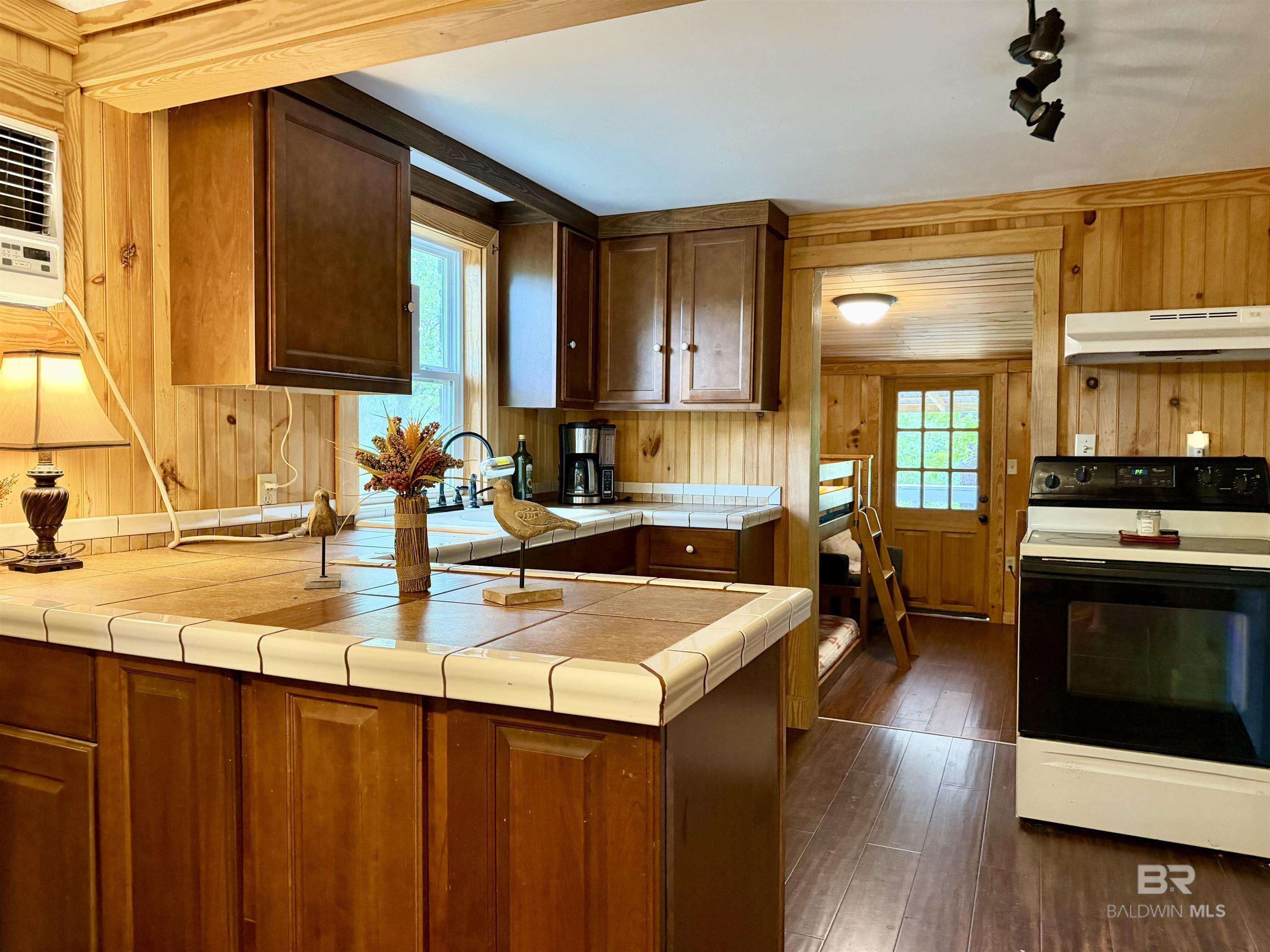 762 Buddy Lake Road