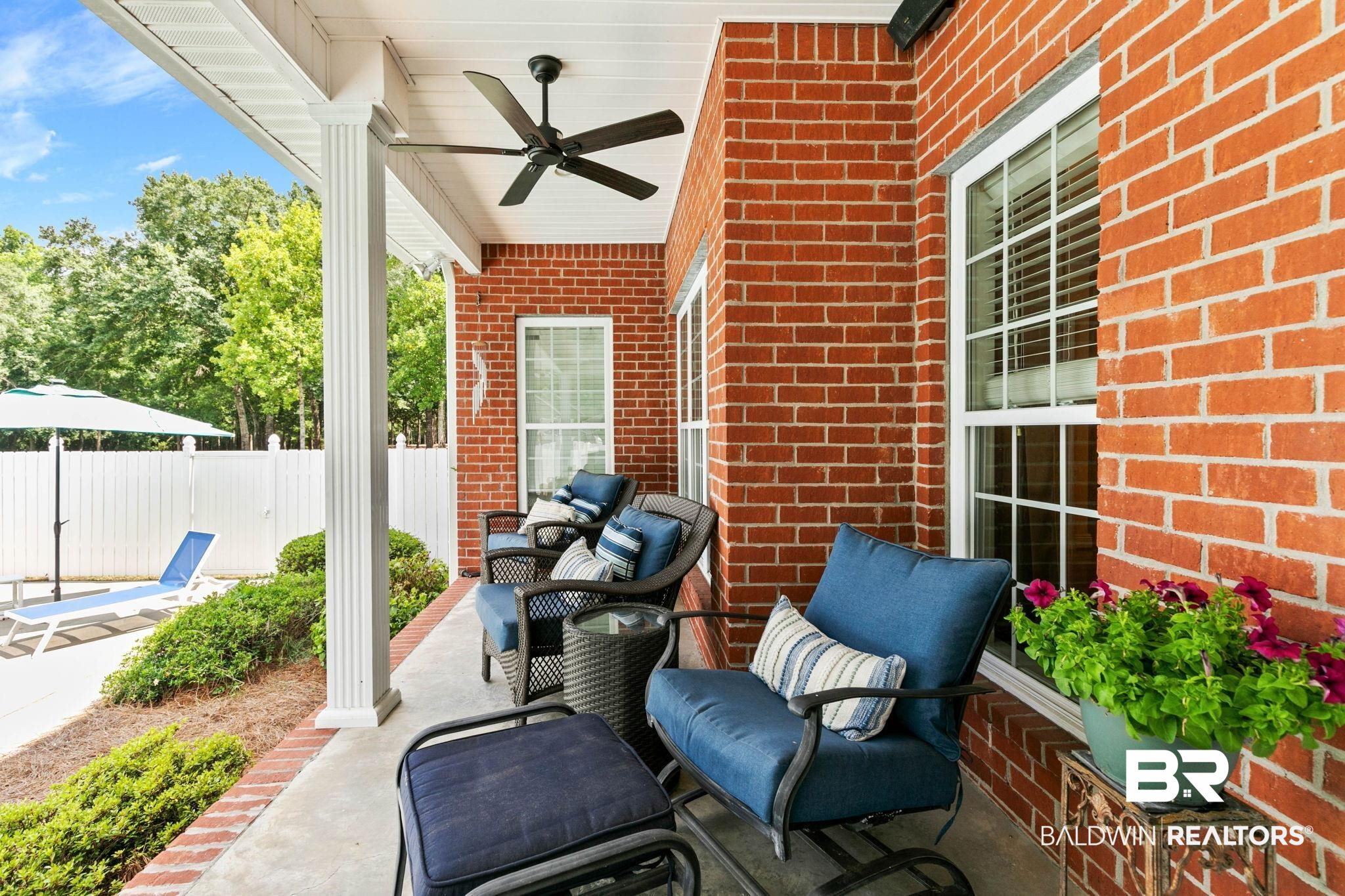 102 Brooks Boulevard