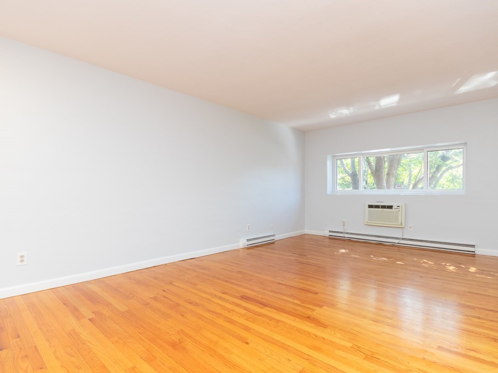 624 Hyde Park Ave # 4 Unit: C-4