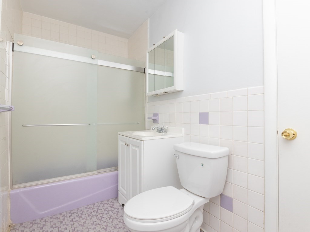 624 Hyde Park Ave # 4 Unit: C-4