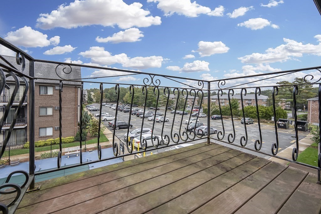 59 Highland Glen Dr # 331