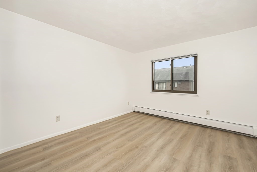 59 Highland Glen Dr # 331