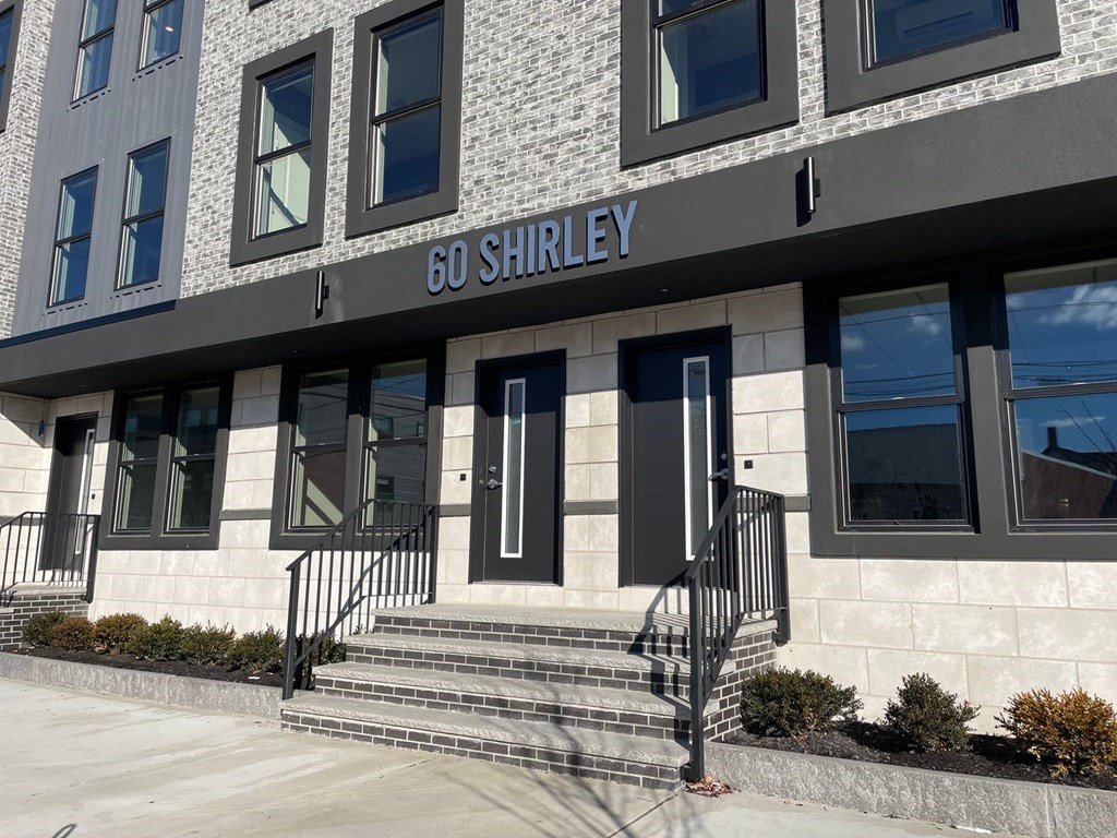 60 Shirley Ave # 302