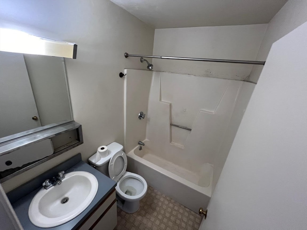 59-69 Msgr Patrick J Lydon Way # 309