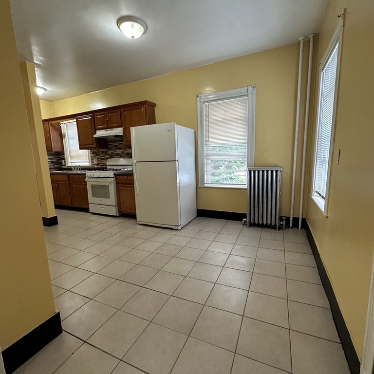 115 Glendale Unit: st