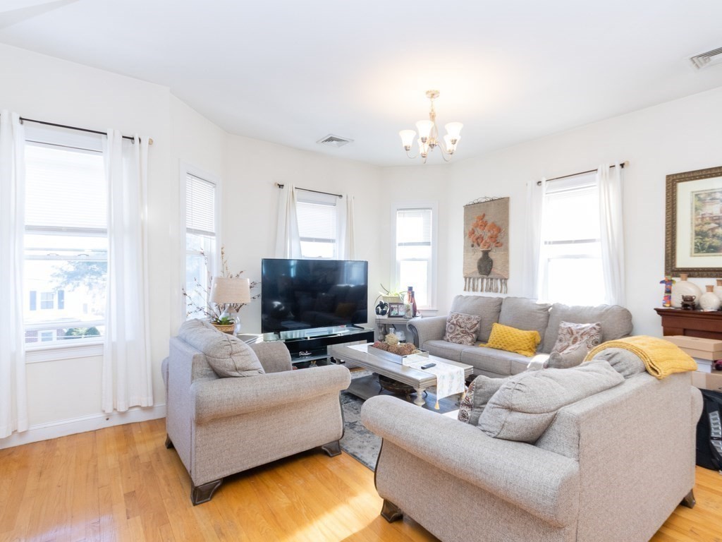 309 Wood Ave # 3