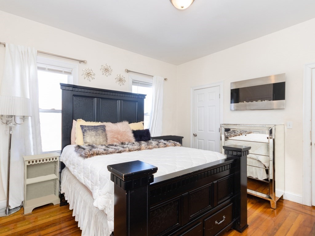 309 Wood Ave # 3