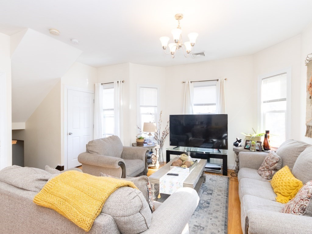 309 Wood Ave # 3