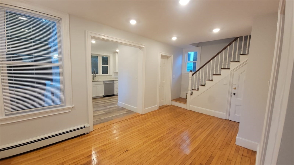 71B Spring Park Avenue