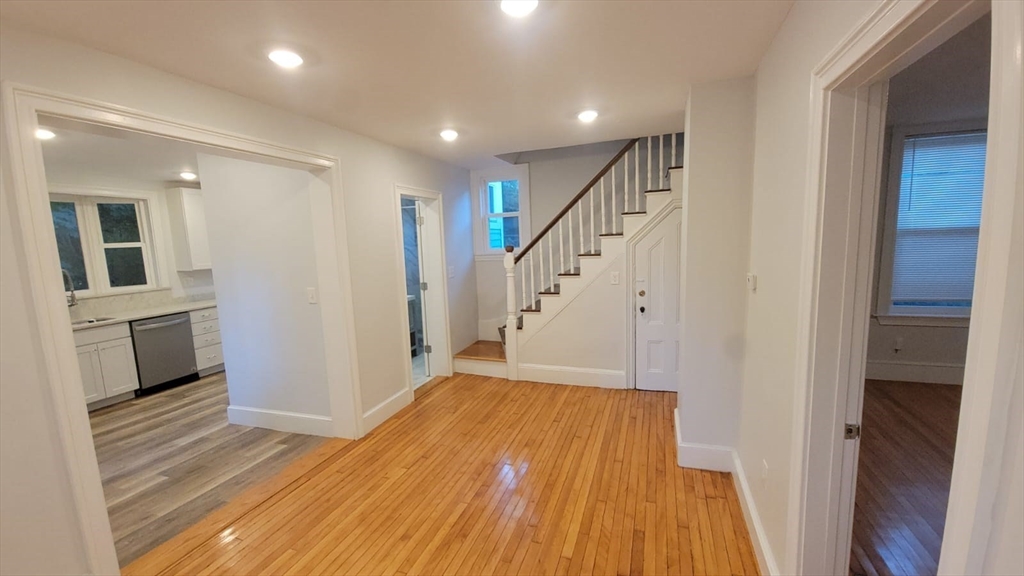 71B Spring Park Avenue