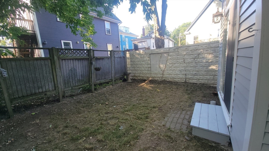 71B Spring Park Avenue