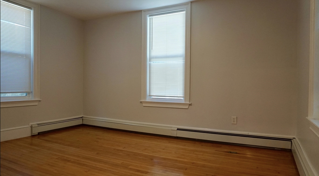71B Spring Park Avenue