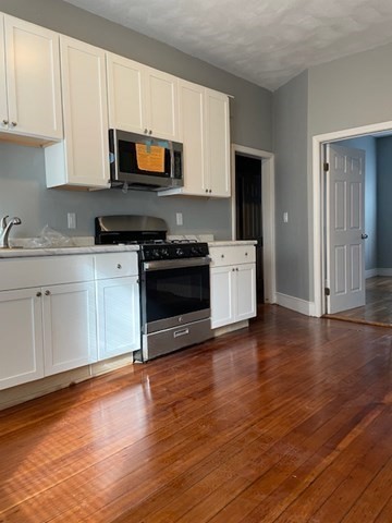 323-325 Quincy Street