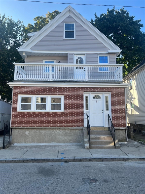 8 Marcy Rd