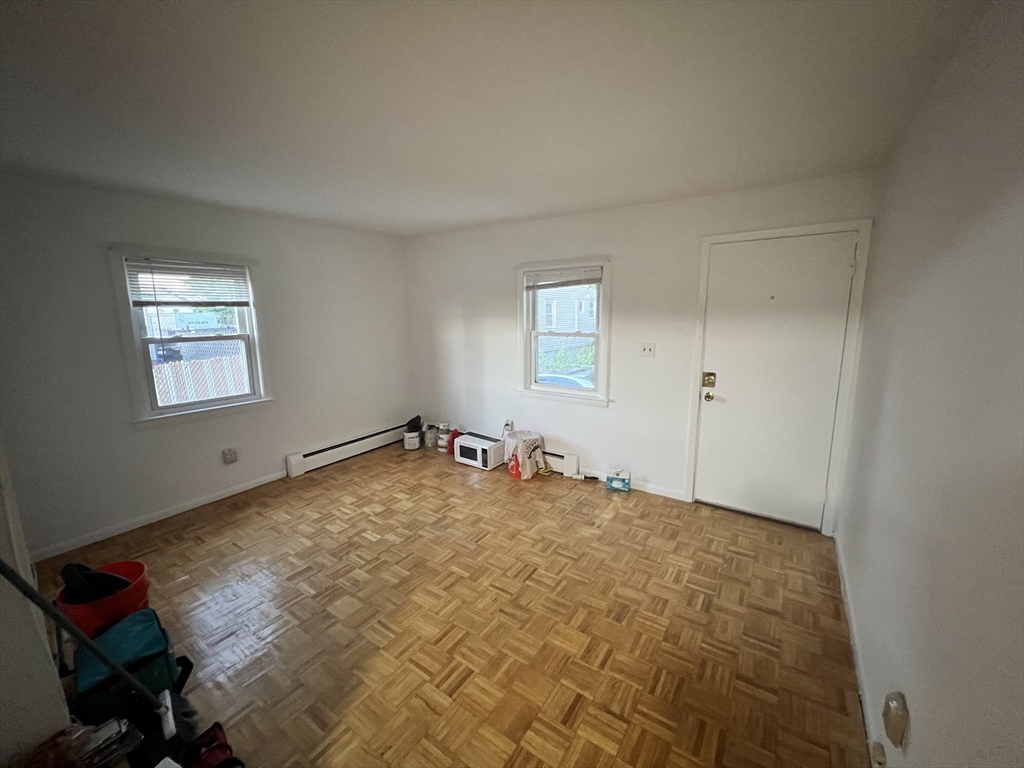 87R Madison St # 1R