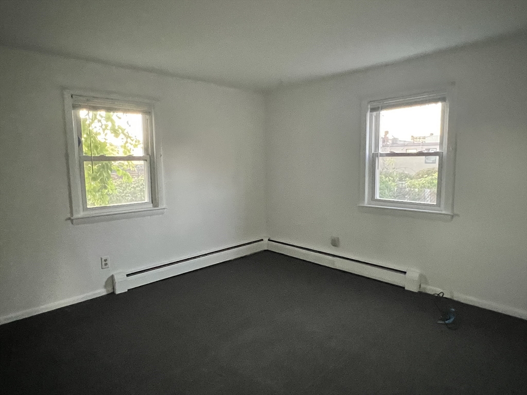87R Madison St # 1R