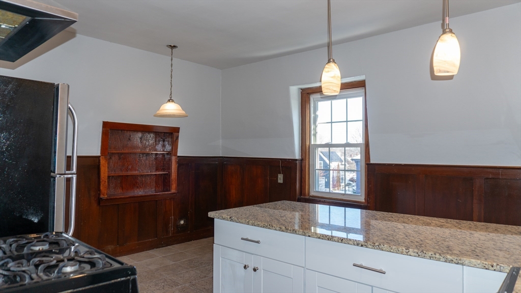 104 Robinwood Ave # 2