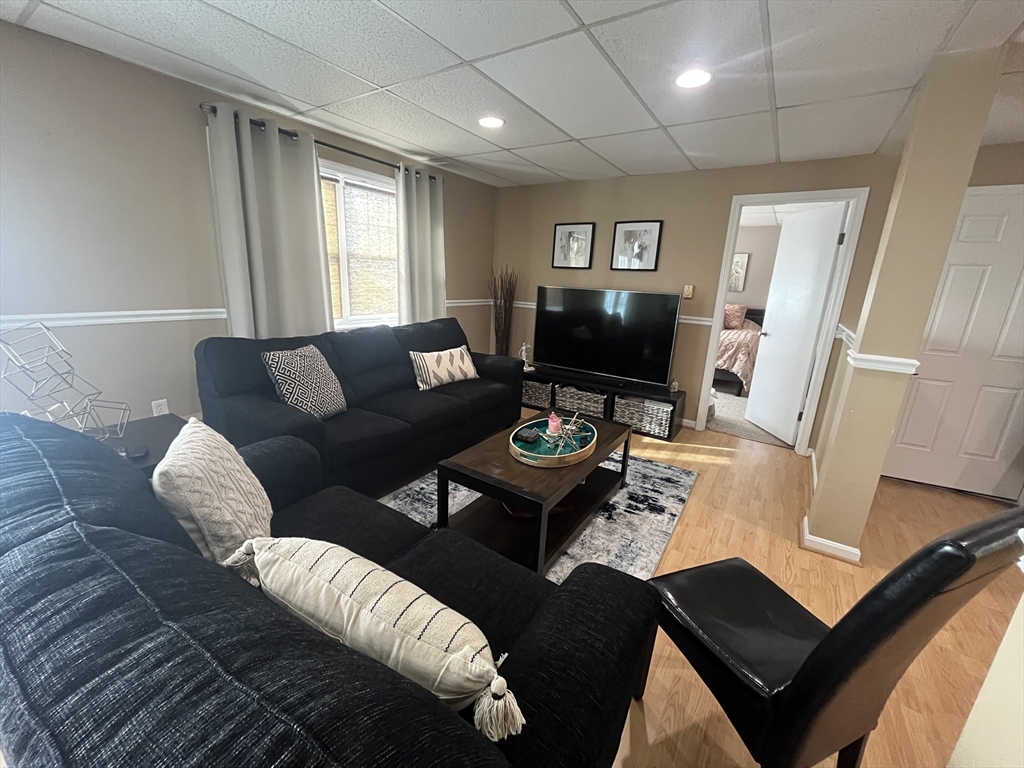 90 Arlington Ave # 1A