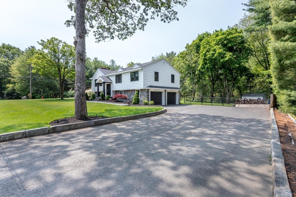 2 Overlook Rd