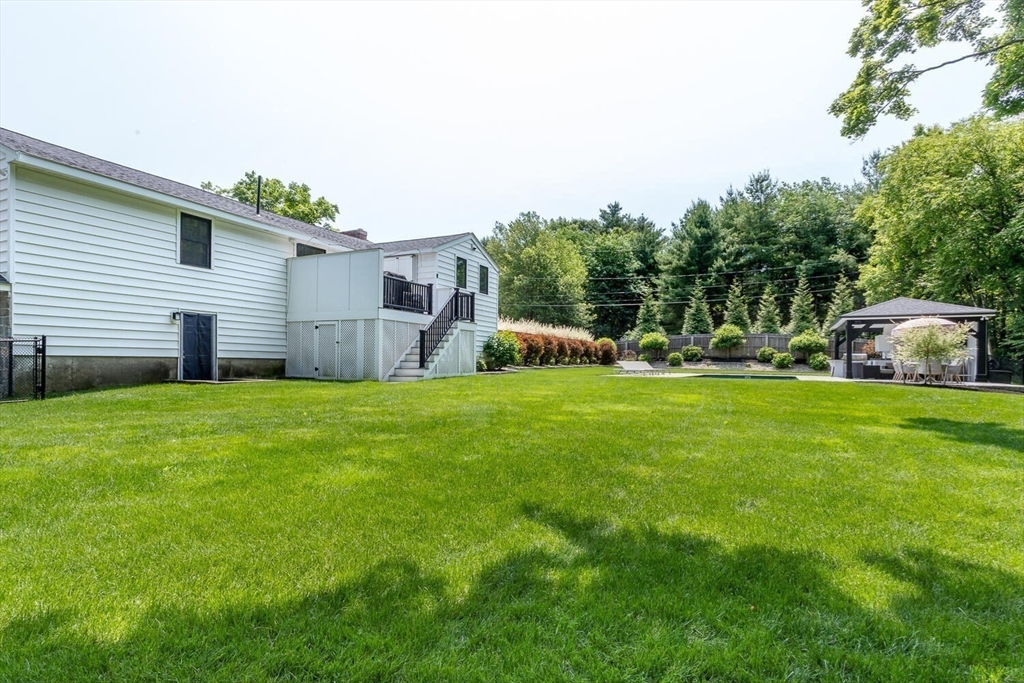 2 Overlook Rd