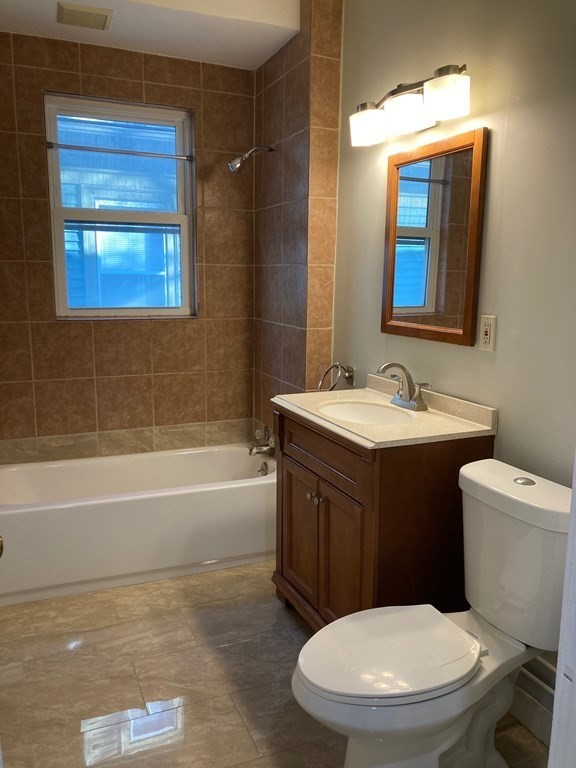 406 Centre St # 2