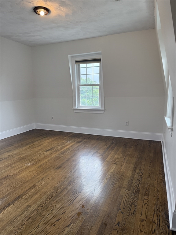 104 Robinwood Ave # 4