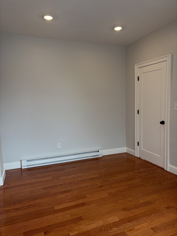 1909 Columbus Ave # 3