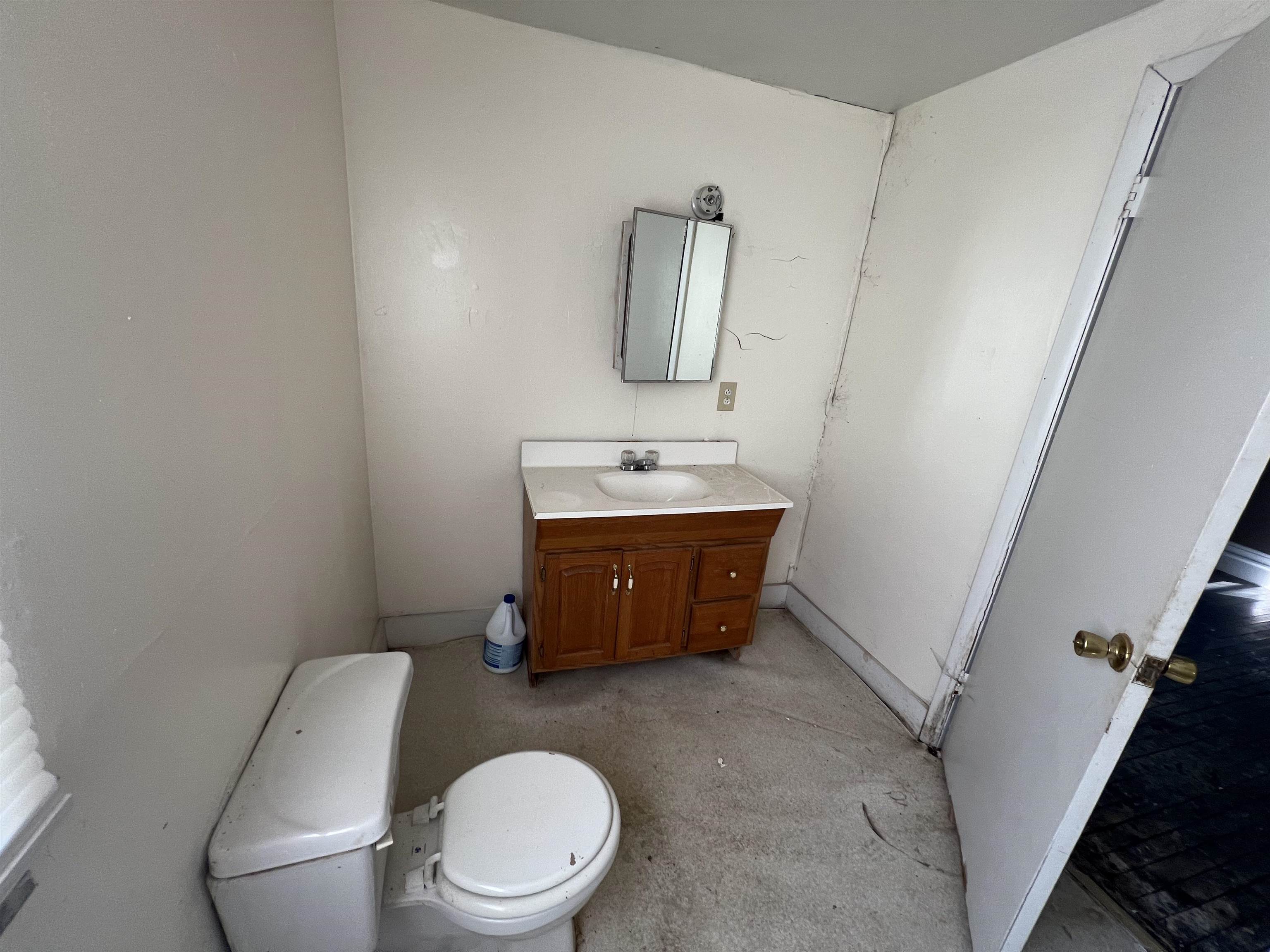 824- 828-830R-834 20th Street