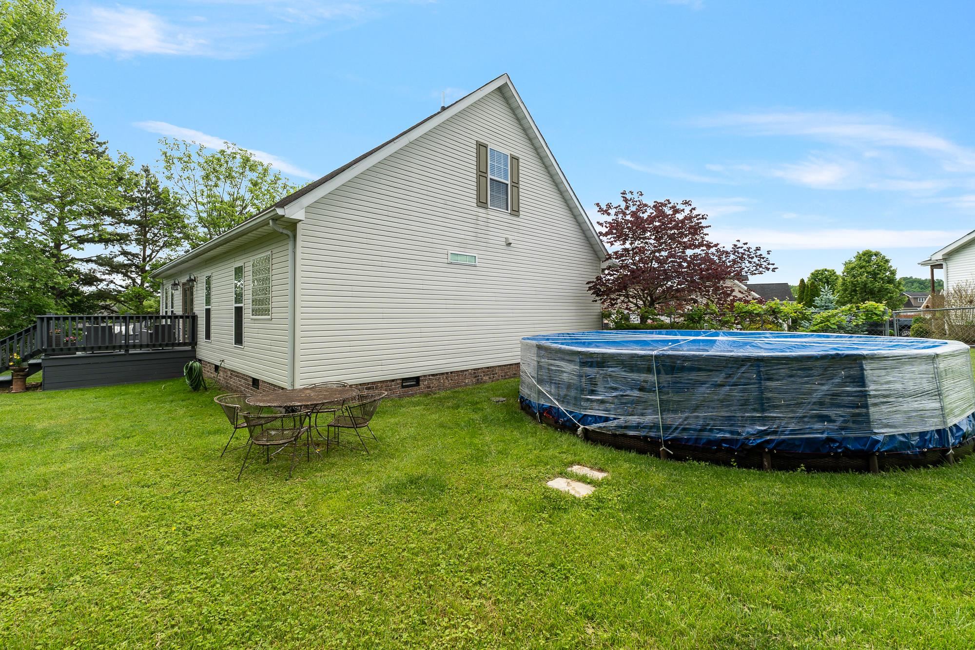 27 Cardinal Drive