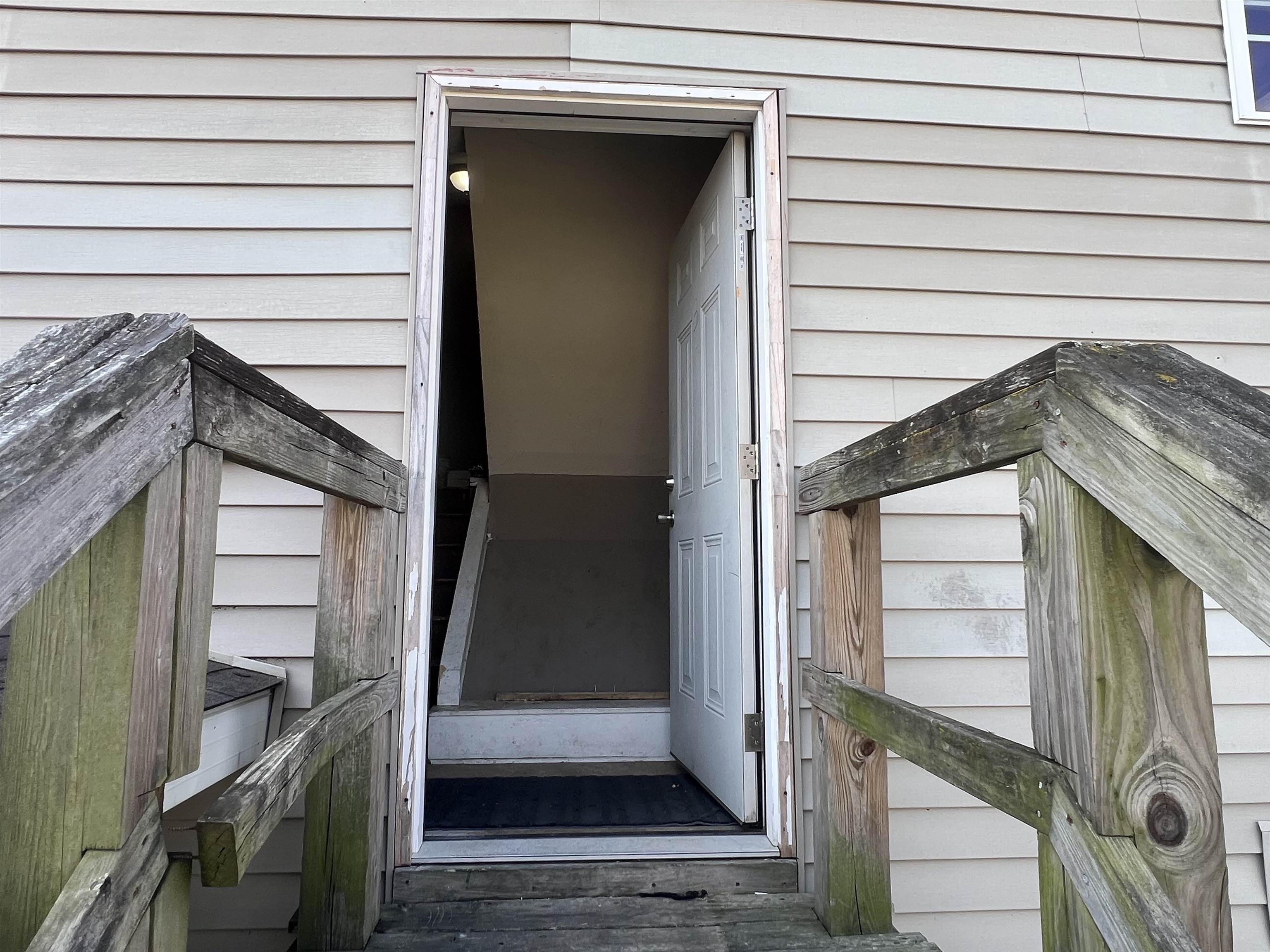 828-830R-834 20th Street