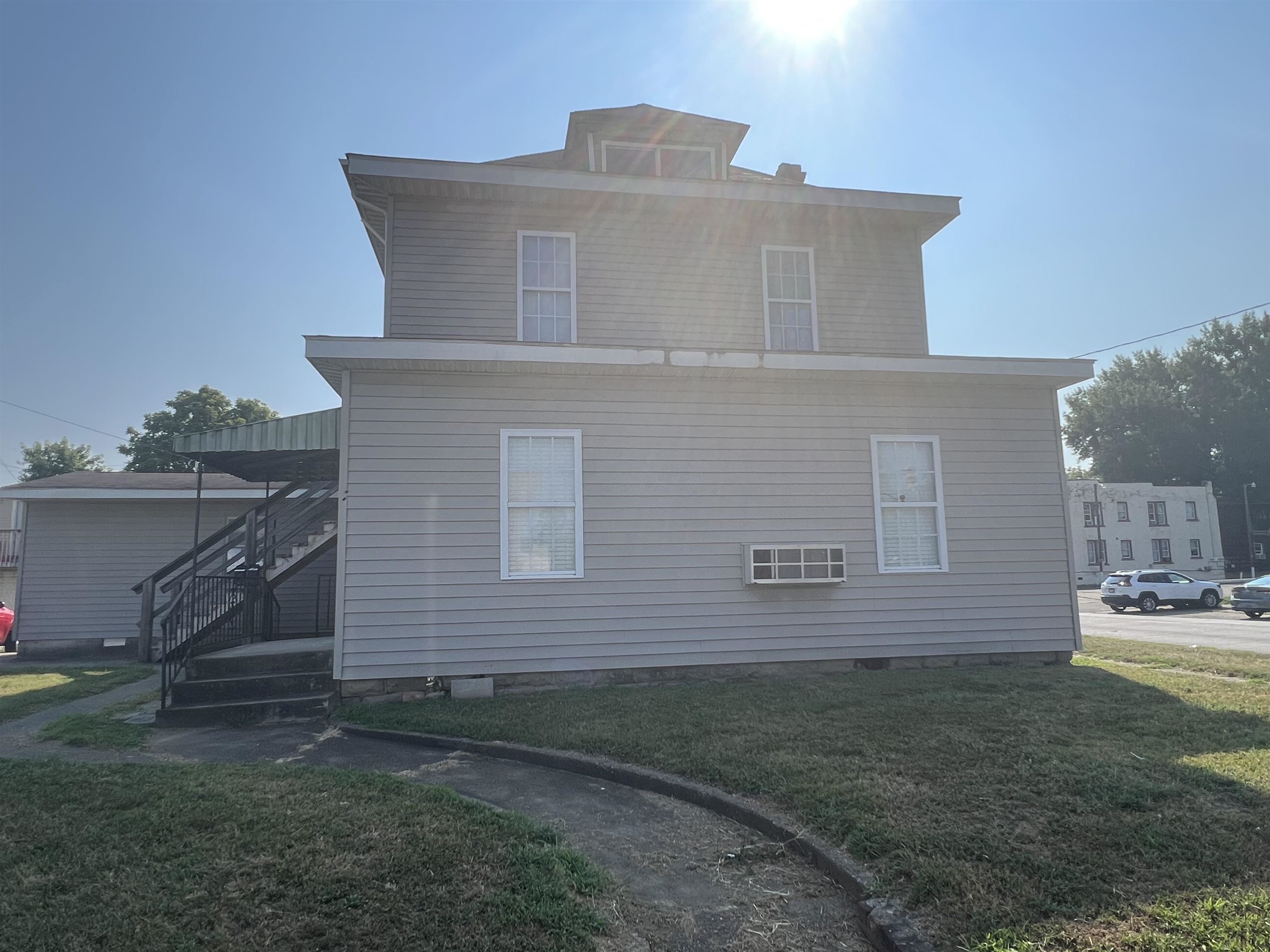 828-830R-834 20th Street