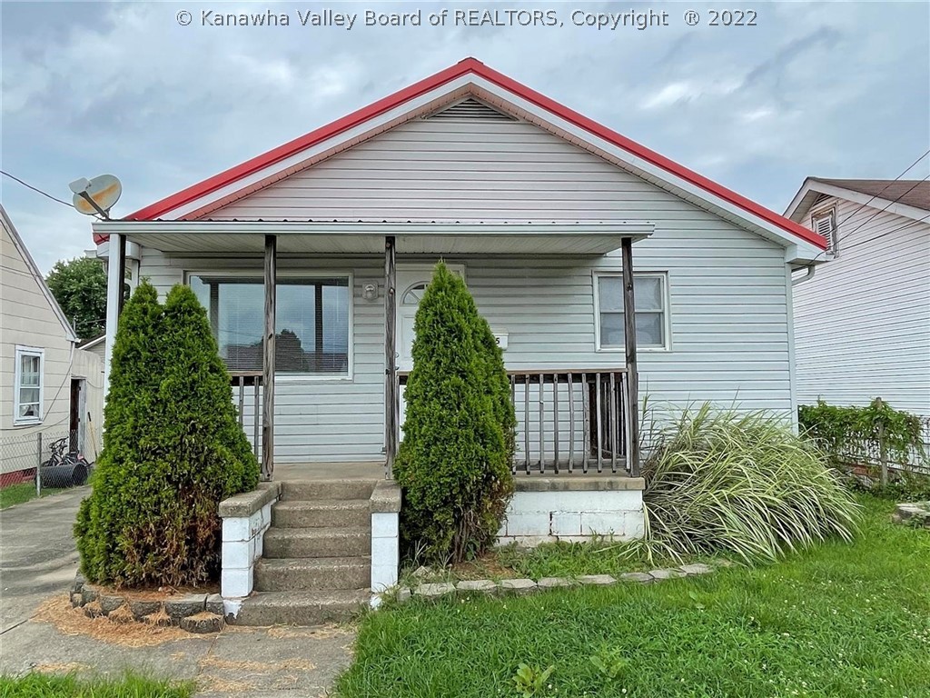 915 9th Street