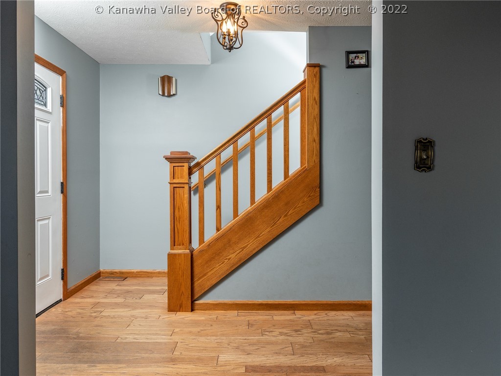 5338 Edgebrook Drive