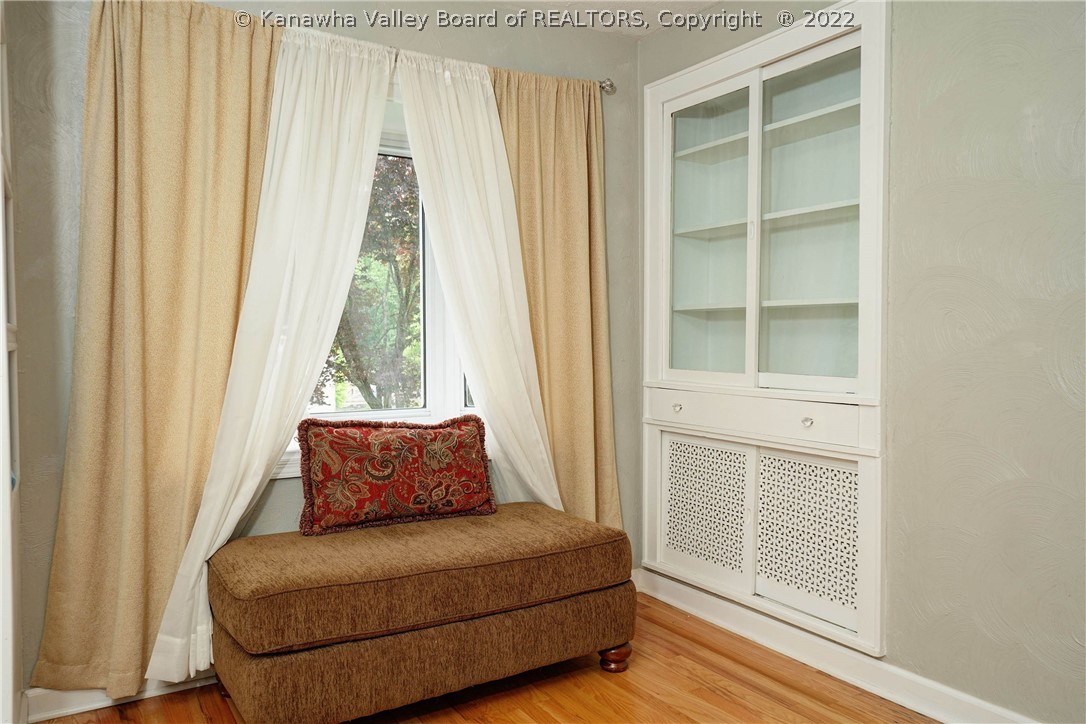 820 Greenbrier Street