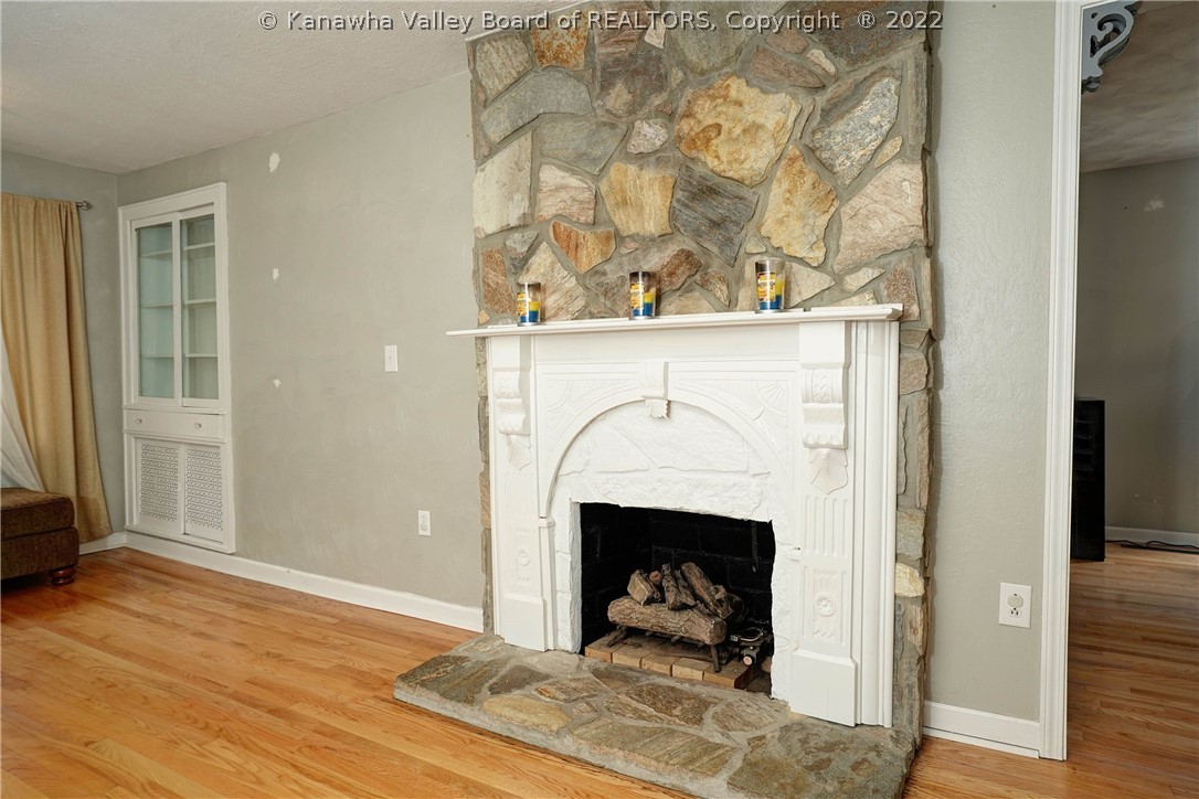 820 Greenbrier Street