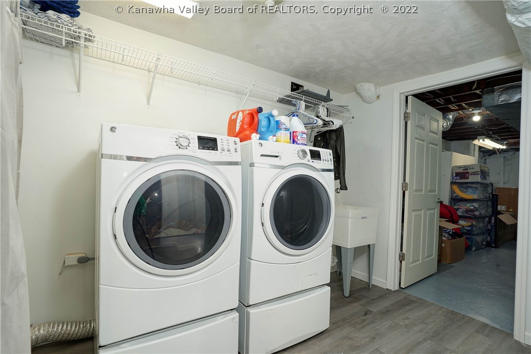 820 Greenbrier Street